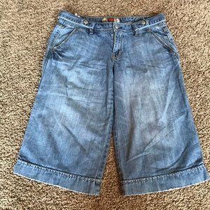 COPY - Old Navy capri shorts/jeans